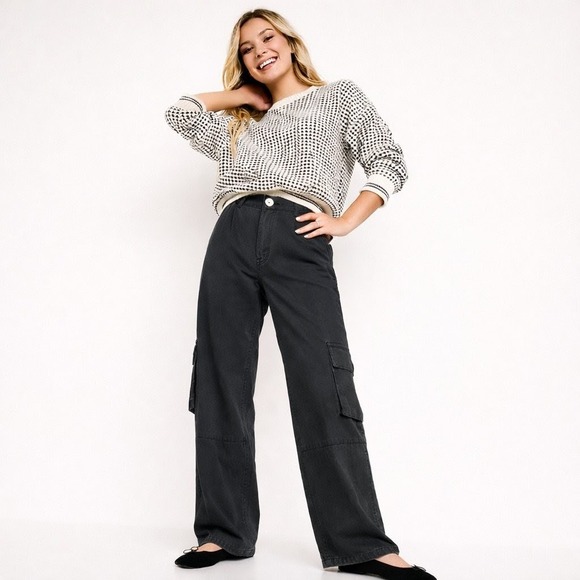 Old Navy Pants - Old Navy Wide Leg Cargo Pants Black Size Medium NWT